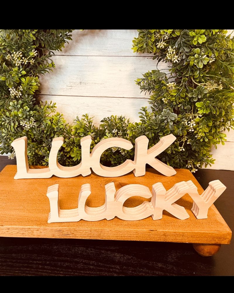 LUCK & LUCKY Word Signs